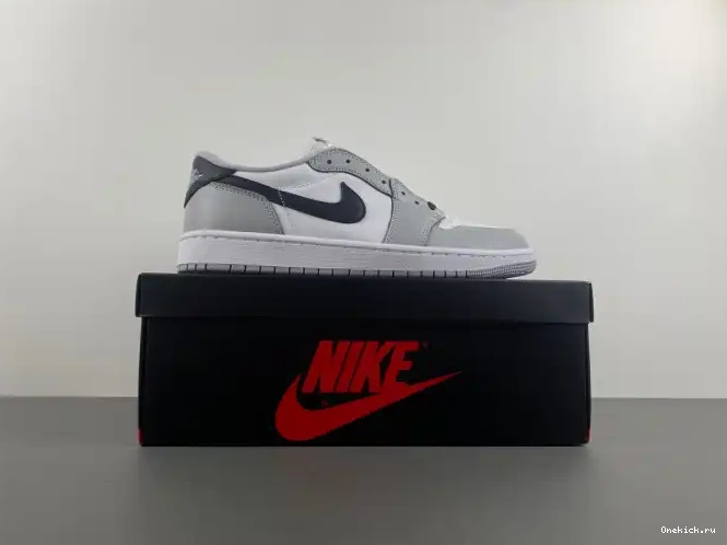 One Kick Jordan 1 Low OG CZ0790-110 Barons Air 0611